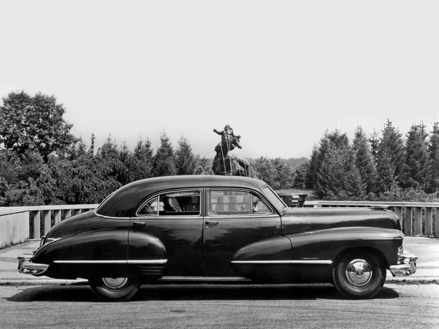  Cadillac Series 62 Sedan 1946 года  (фото 3 из 4)